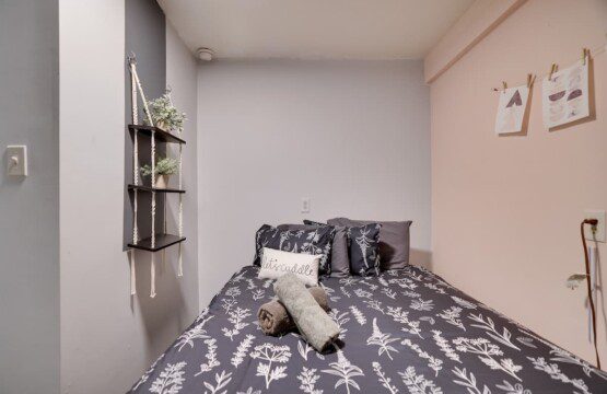 46733b85 67b6 4b ggMzV