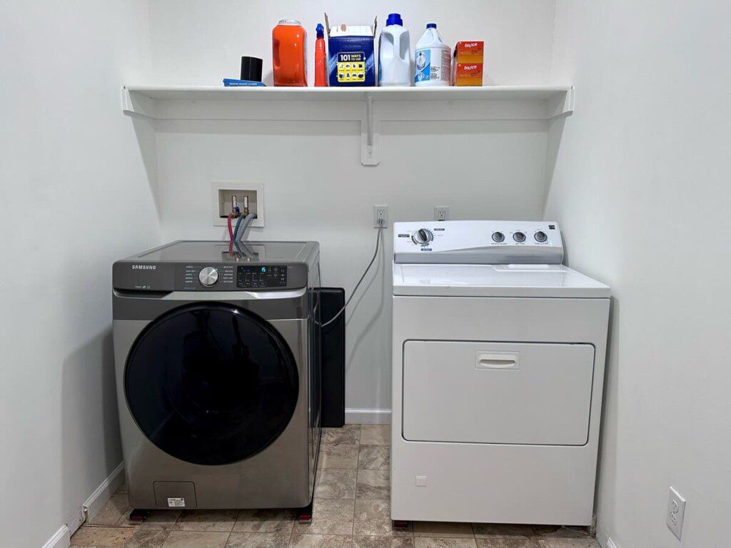 7063b952 b41b 46 0XWdV