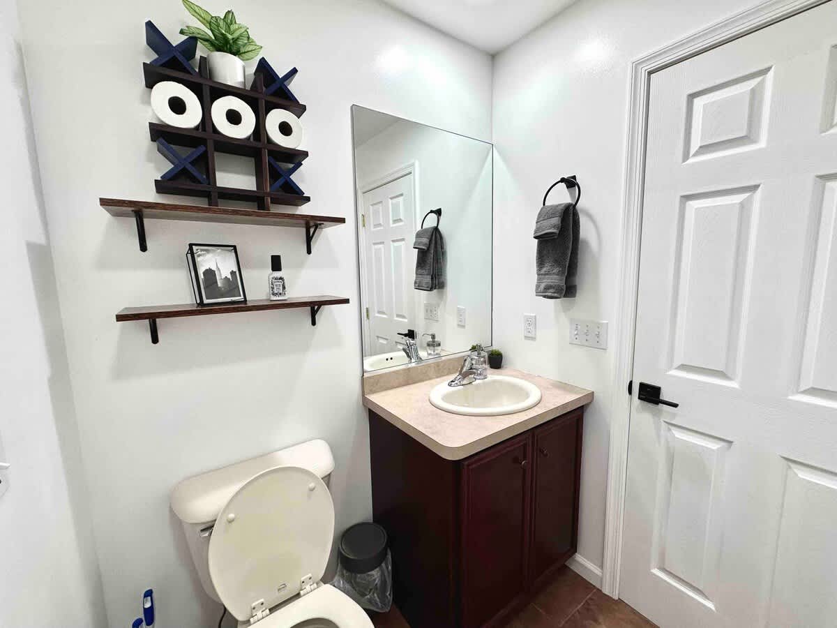 c73d268f 702a 4e Beg5q