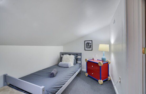 e1090e1c 1ef1 45 BbbWm