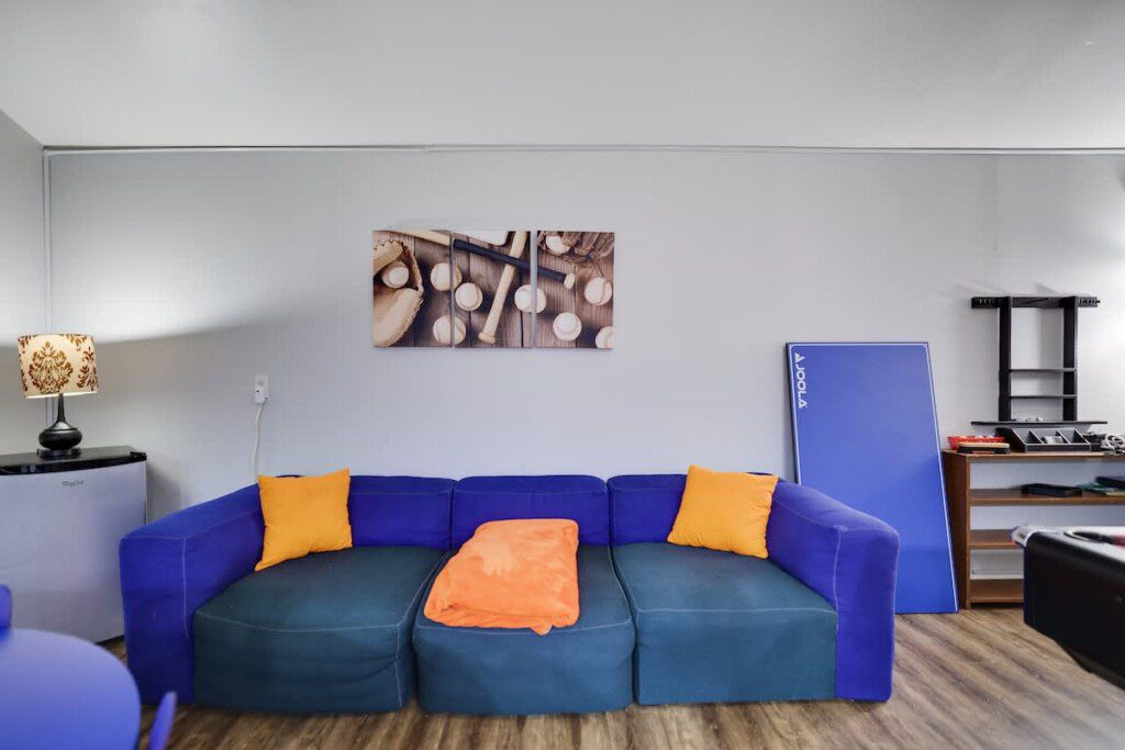 f7a5ea8d f38d 4f CV4UU