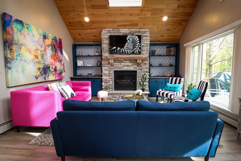 original 44428784 1084170085